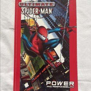 Marvel Ultimate Spider-Man Comic - Red and Blue Cover